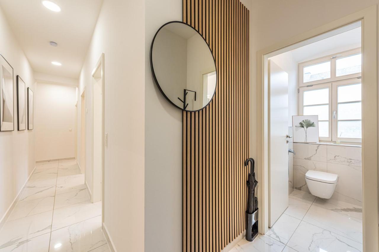 Vivid Luxury Apartment Ludwigsburg - Bluehendes Barock-Forum-Schloss-Modern Buitenkant foto