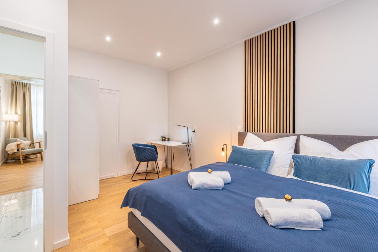 Vivid Luxury Apartment Ludwigsburg - Bluehendes Barock-Forum-Schloss-Modern Buitenkant foto